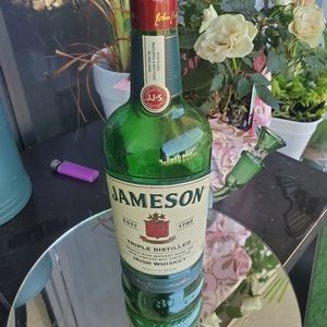 Jameson, full size, glass, beautiful,filtration system.